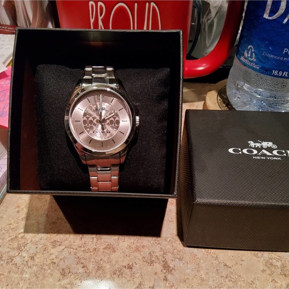 LUXURY COACH 37MM WATCH "LIBBY" STAINLESS STEEL WATER RESISTANT - Picture 6 of 9